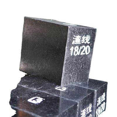 Produzione di mattoni refrattari di magnesia a carbonio ad alta resistenza con contenuto di SiC 1,2-1,4%