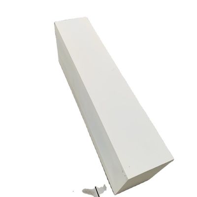 20% di porosità apparente refrattaria AZS mattoni bianco corindone mattoni ceramici corindone sagger