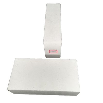 Corindomo isolante mattoni bianchi sinterizzati Tjm23/26/28 mattoni per forno Contenuto di SiO2 ≤ 0.38
