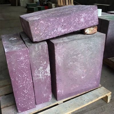 Resistenza al freddamento 120 MPa Slide Rail Chrome Corundum Fire Brick per riscaldamento del forno